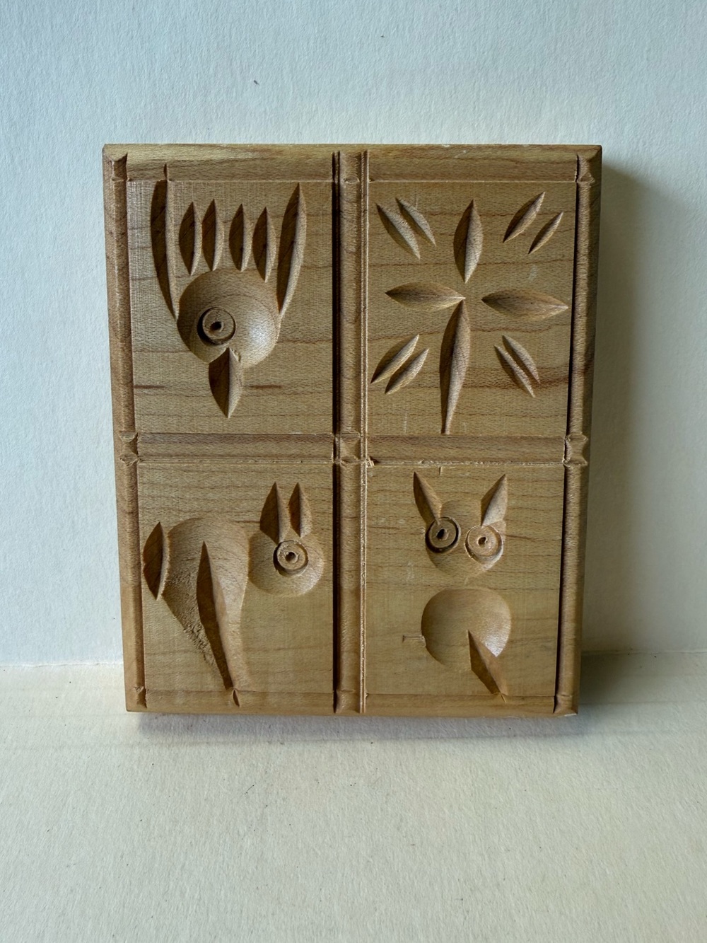 Vintage Nayco Hand Carved Wood 4 Picture Springerle Cookie Board Mold Press.